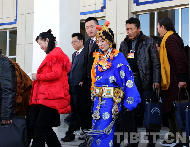 西藏第十屆人民代表大會(huì)五次會(huì)議開(kāi)幕 西藏第十屆人民代表大會(huì)五次會(huì)議開(kāi)幕