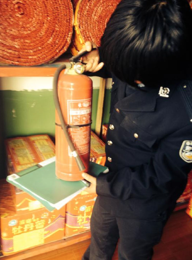 螢?zāi)豢煺?2015-02-12 17.44.34.png