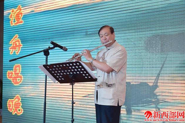 09_梁建平??師長(zhǎng)笛演??jpg