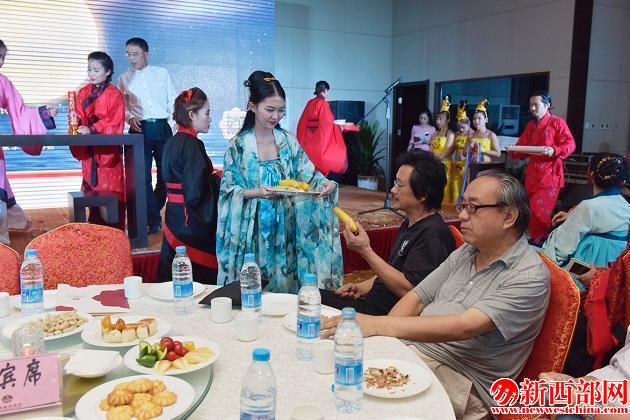 05_餕jùn食祈??jpg