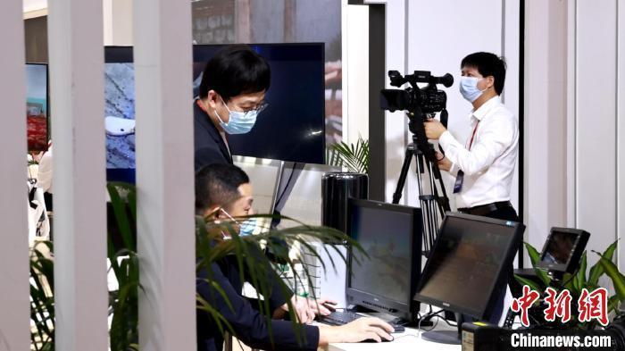 參展的福建尤溪縣融媒體中心。王慶然 攝